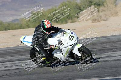 media/Dec-01-2025-Moto Forza (Mon) [[2daa91e15f]]/2-Intermediate Group/Session 4 Turn 9/